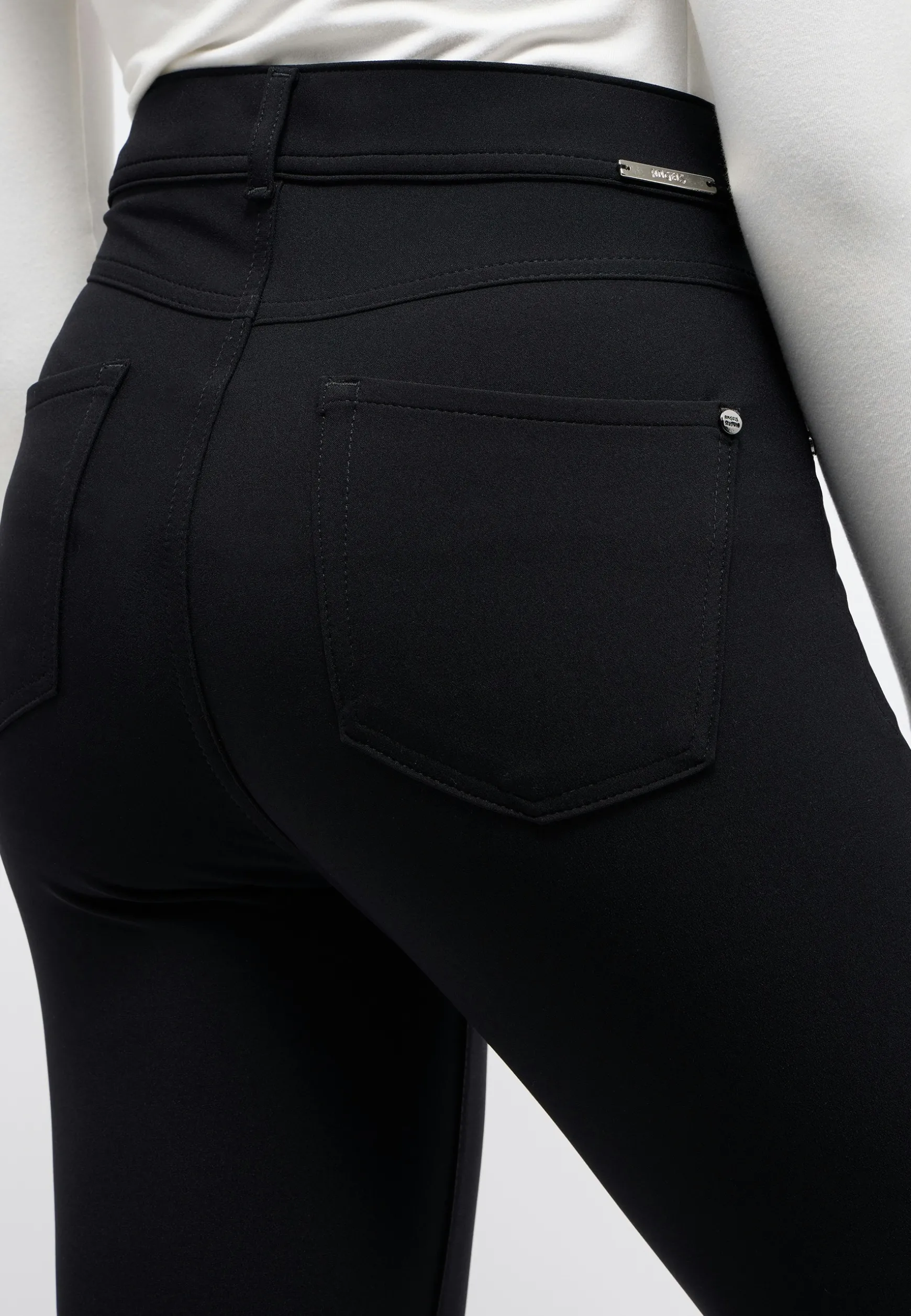 Business Hose Ornella