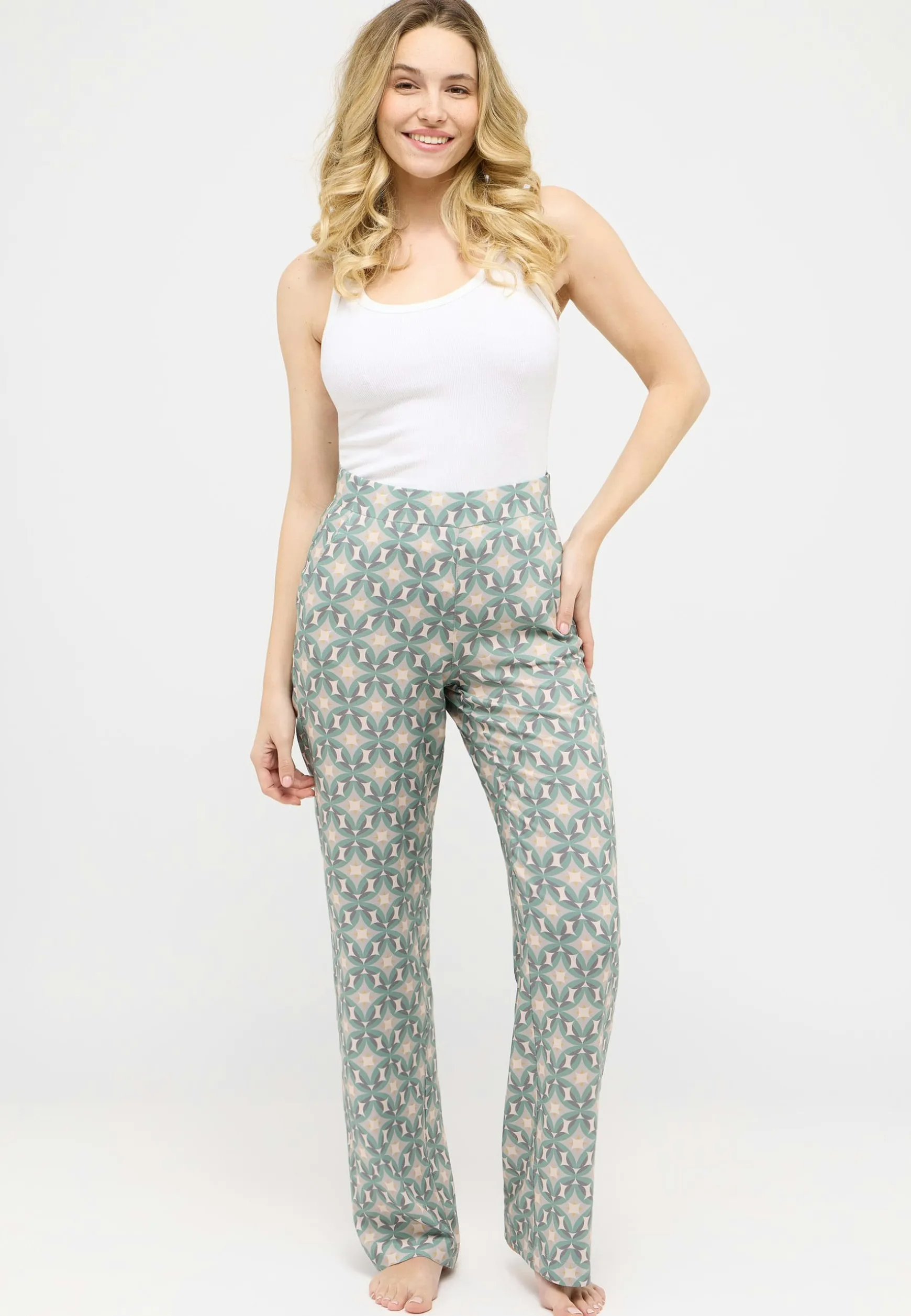 Hose Liz Easy mit Satin-Optik