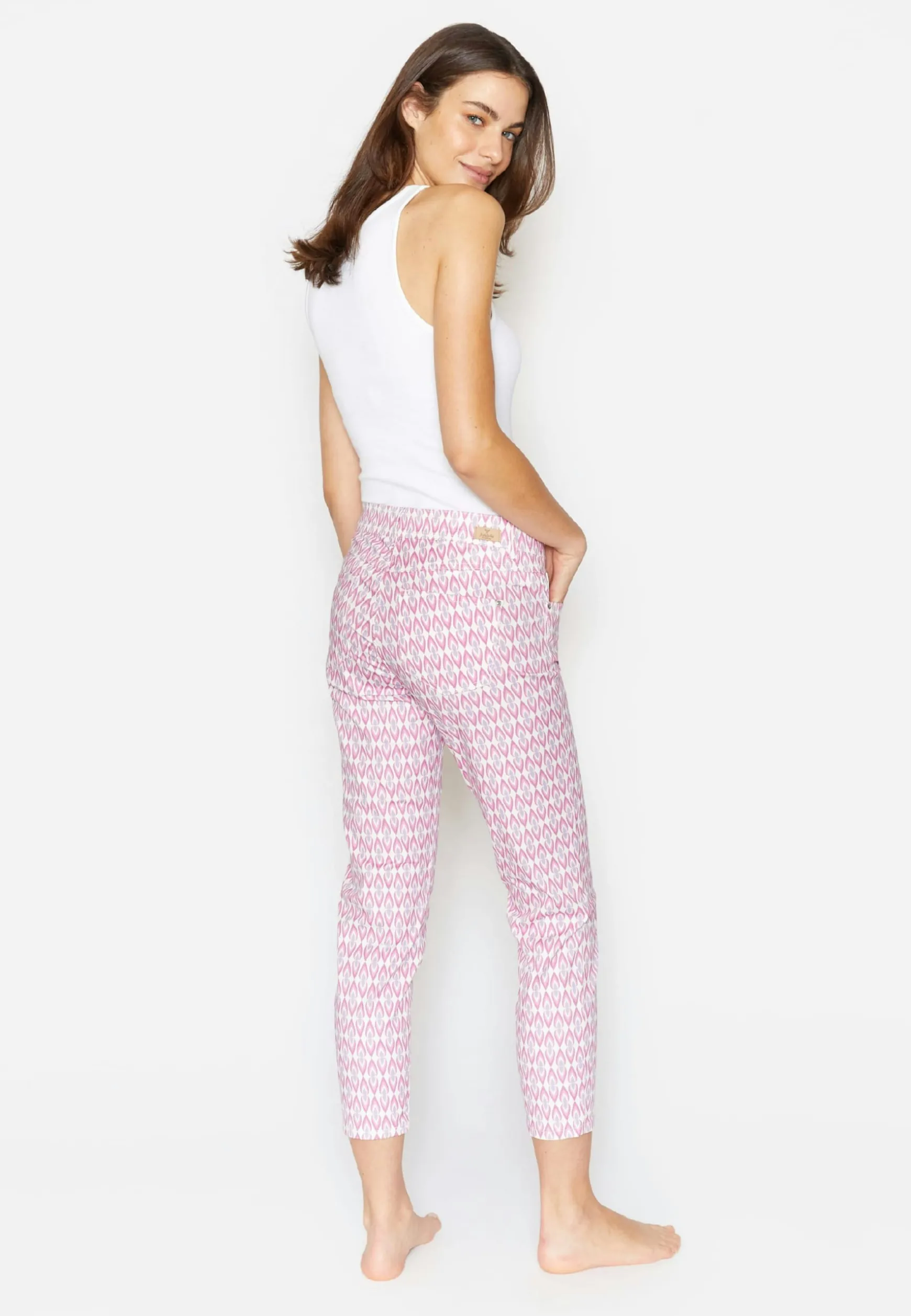 Hose Ornella mit Retro Print