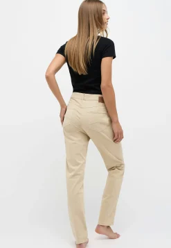 Jeans Cici mit Coloured Denim
