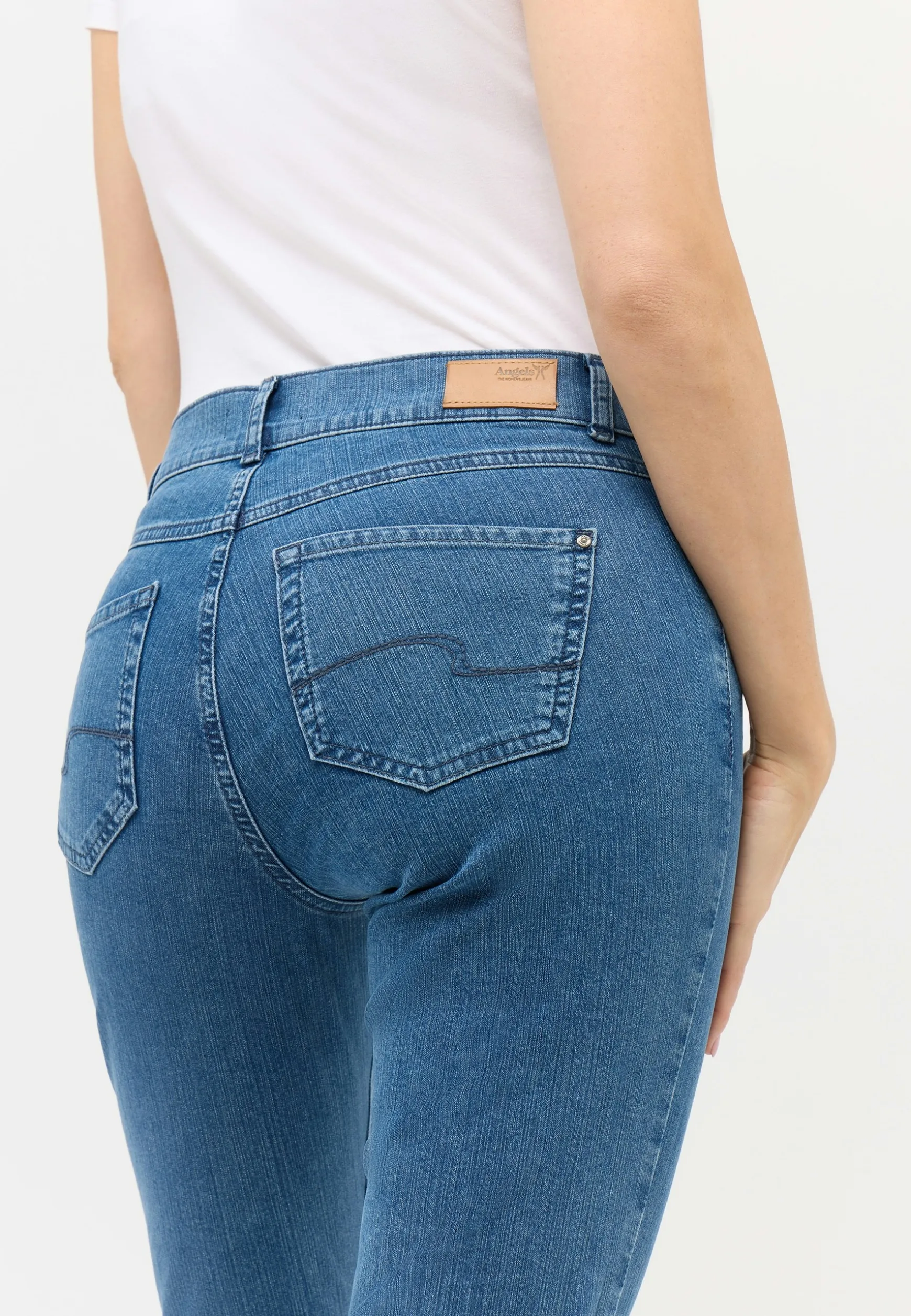 Jeans Cici mit sportivem Denim