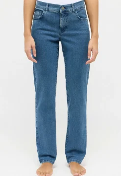 Jeans Dolly mit sportivem Denim