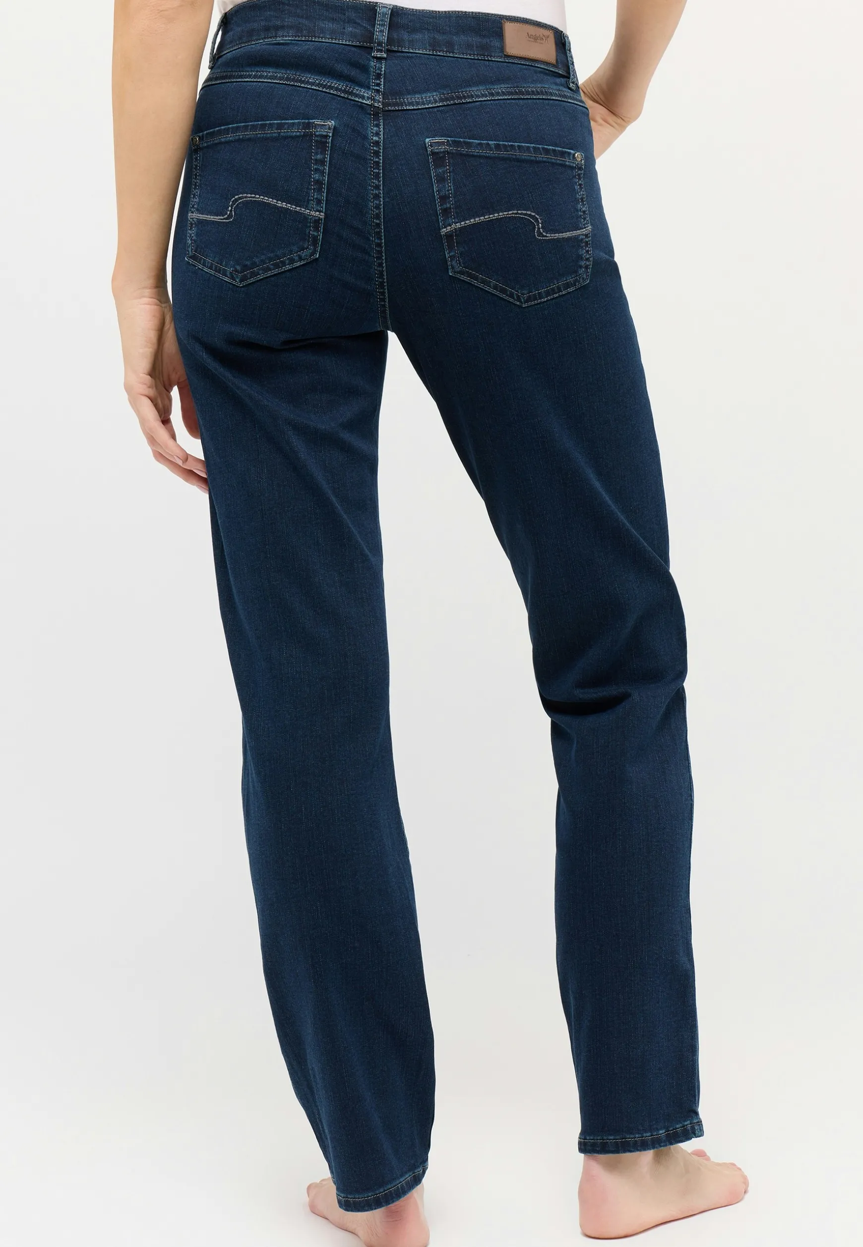 Jeans Dolly mit sportivem Denim