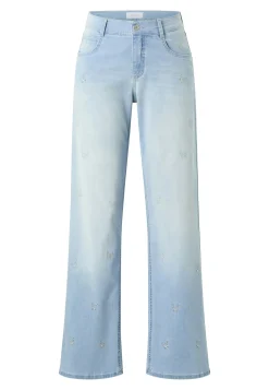 Jeans Liz mit gestickten Schmetterlingen