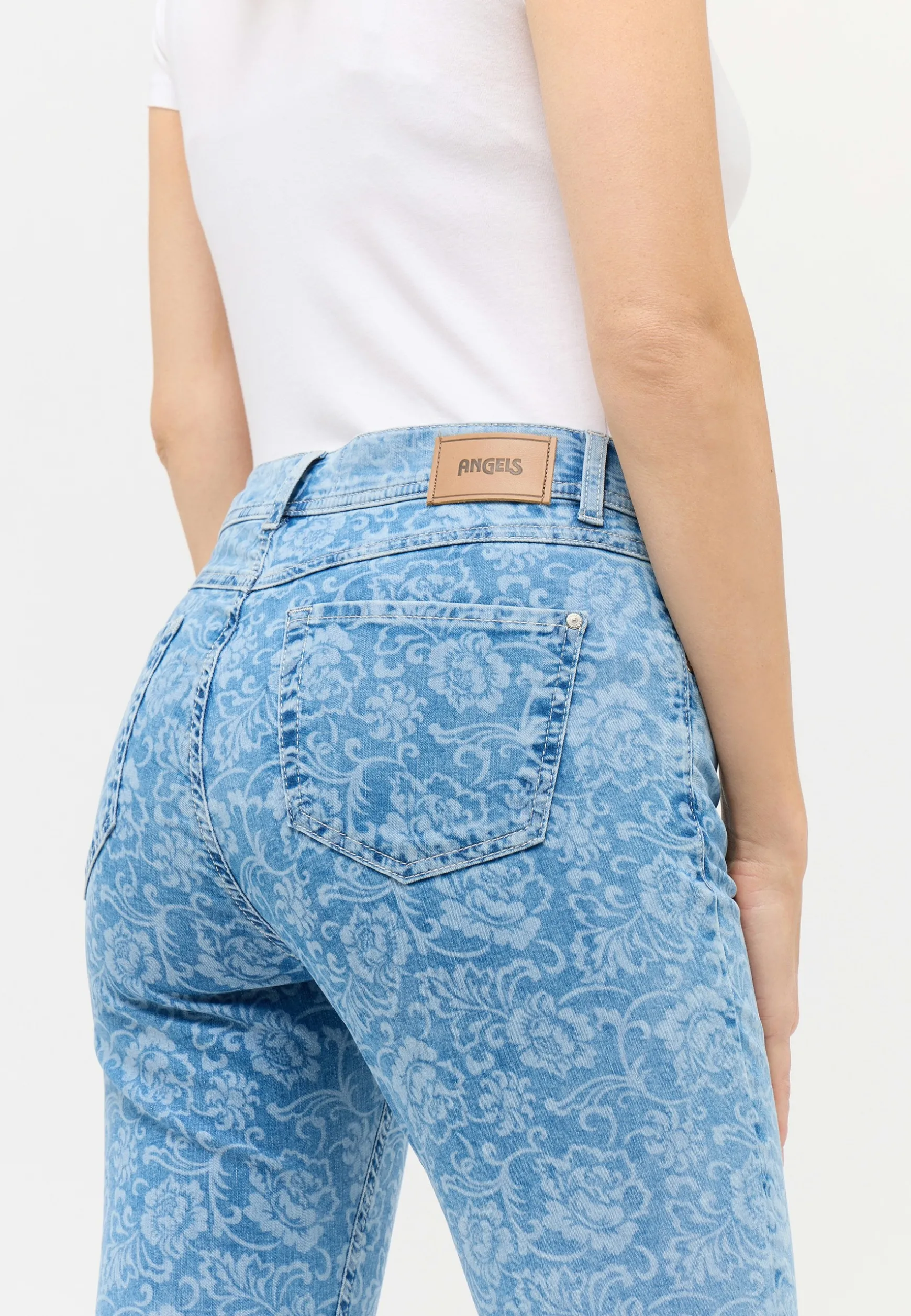 Jeans Ornella mit floralem Muster