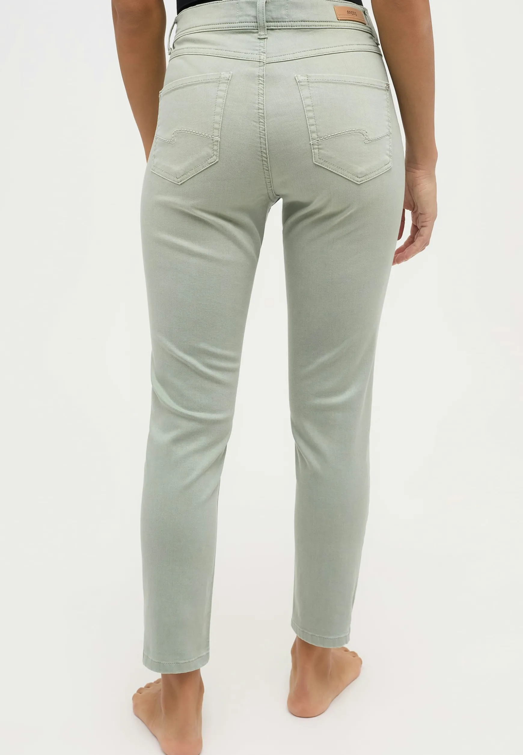 Jeans Ornella mit Used-Waschung