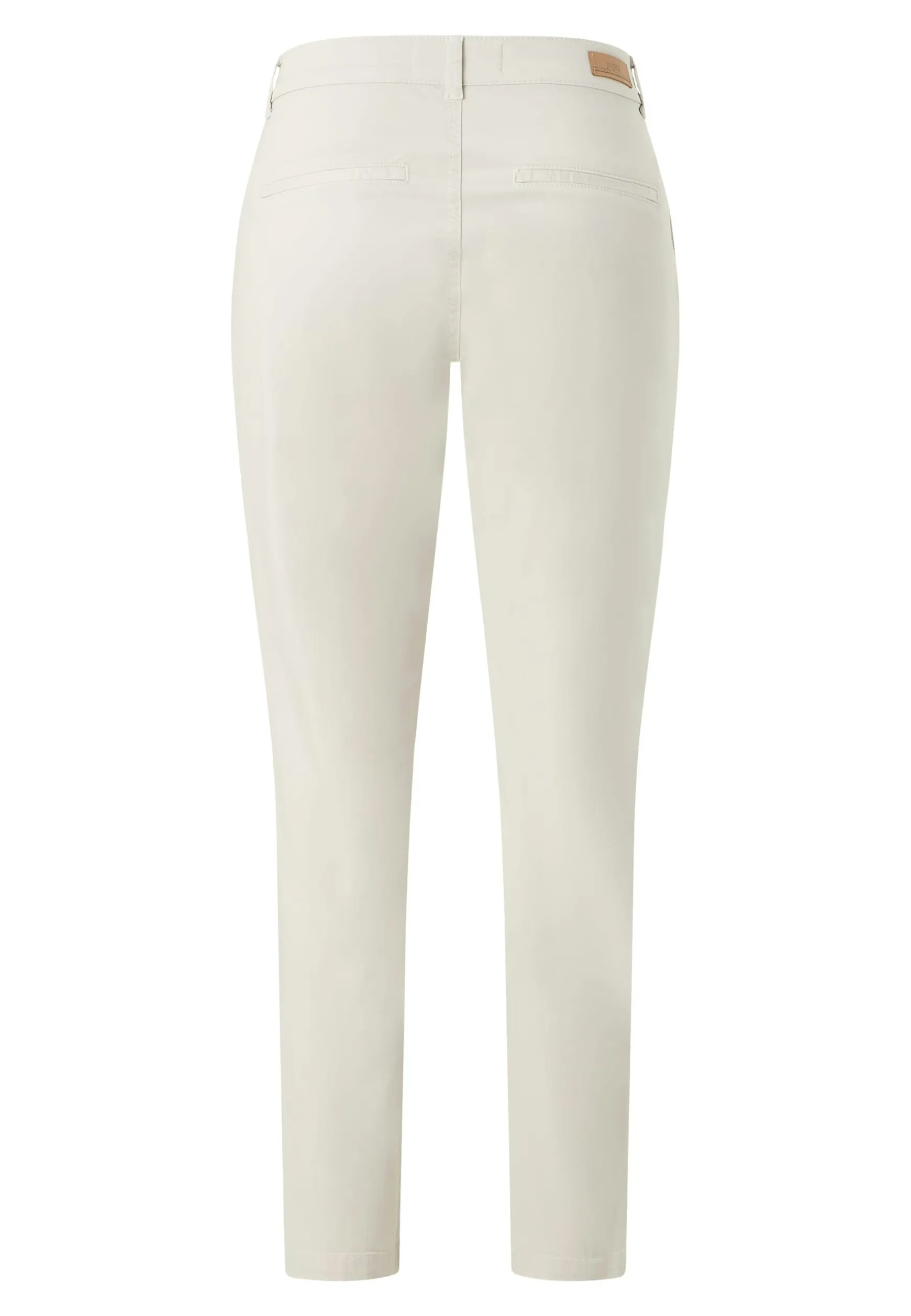 Louisa Chino mit mit Paspeltaschen