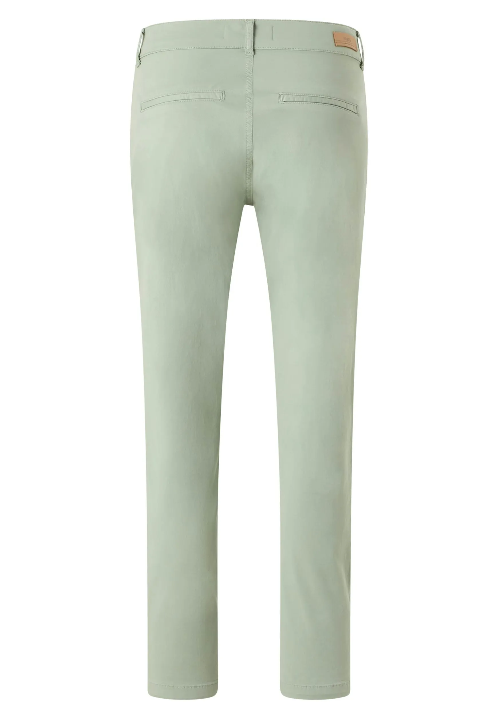 Louisa Chino mit mit Paspeltaschen
